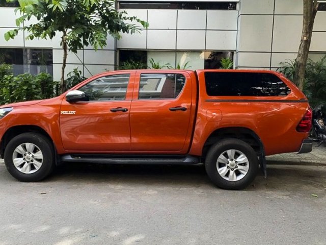 Bán xe Toyota Hilux 2.4E 4x2 AT đời 2018, nhập khẩu nguyên chiếc, 625tr