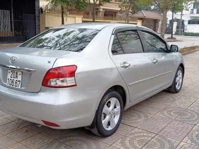 Cần bán Toyota Vios G 2007, màu bạc, nhập khẩu, 265tr0