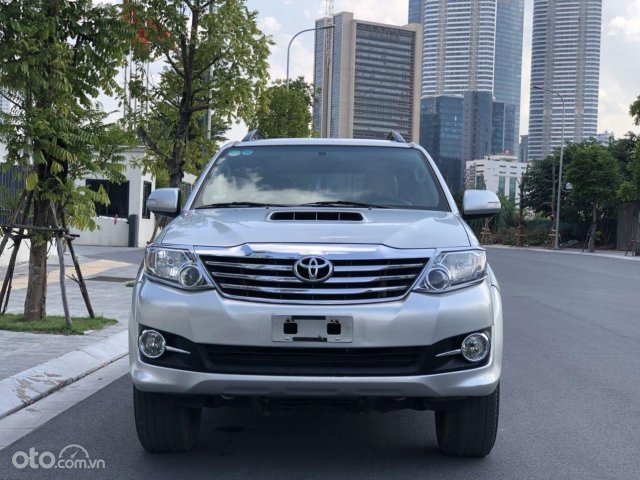 Xe Toyota Fortuner sản xuất 2015, odo 82.000 km, giá tốt0