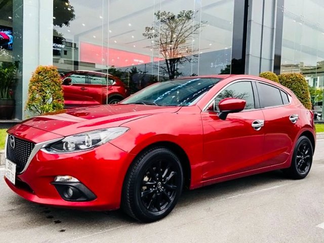 Bán Mazda 3 1.5 năm 2015, màu đỏ còn mới