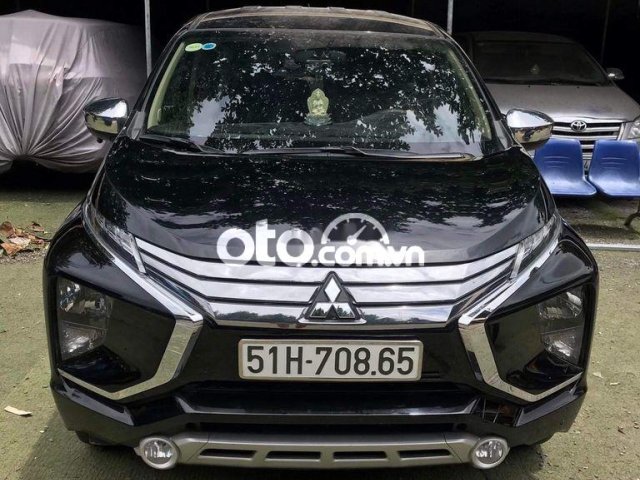 Cần bán lại xe Mitsubishi Xpander AT sản xuất 2020, màu đen xe gia đình giá cạnh tranh