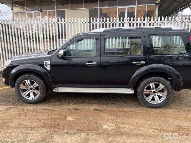 Cần bán lại xe Ford Everest 2.5L 4x2 MT đời 2012, màu đen 0