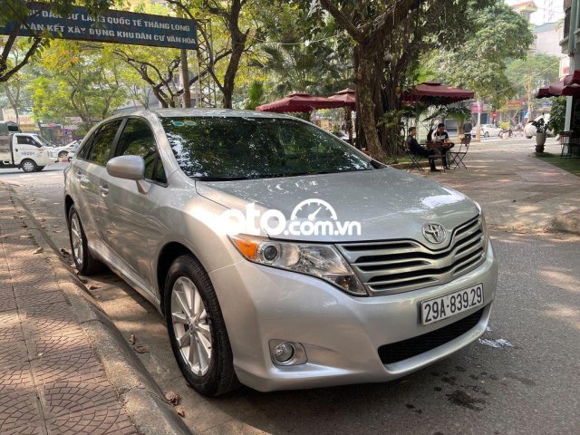 Bán xe Toyota Venza năm sản xuất 2009, màu bạc, nhập khẩu 