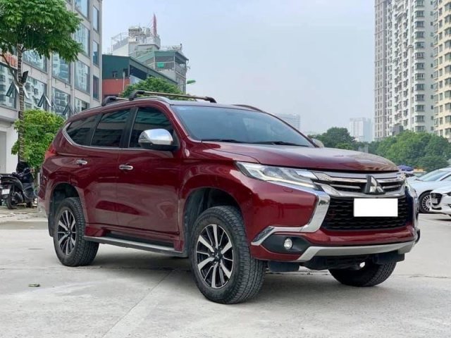 Cần bán lại xe Mitsubishi Pajero Sport năm sản xuất 2019, màu đỏ, xe nhập, giá 885tr