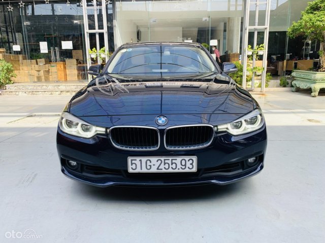 Bán xe BMW 320i AT năm 2016, xe nhập khẩu, cực sang, biển thành phố. Bao test hãng