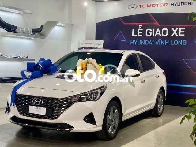 Cần bán Hyundai Accent 2021, màu trắng