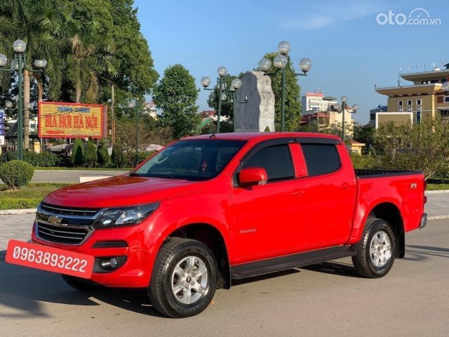 Cần bán gấp Chevrolet Colorado LT 2.5L 4X2 AT năm sản xuất 2018, màu đỏ0