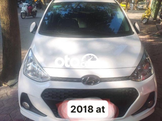 Bán xe Hyundai Grand i10 AT đời 2018, màu trắng0