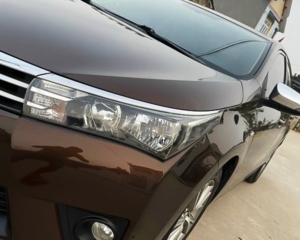 Bán Toyota Corolla Altis G sản xuất năm 2015, màu nâu0