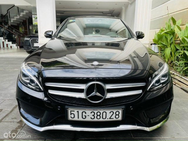 Bán Mercedes Benz C300 AMG 2016, xe đẹp đi 47.000km, bao check hãng