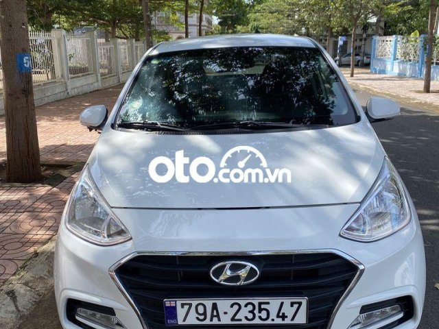 Bán Hyundai Grand i10 1.2 AT 2019, màu trắng