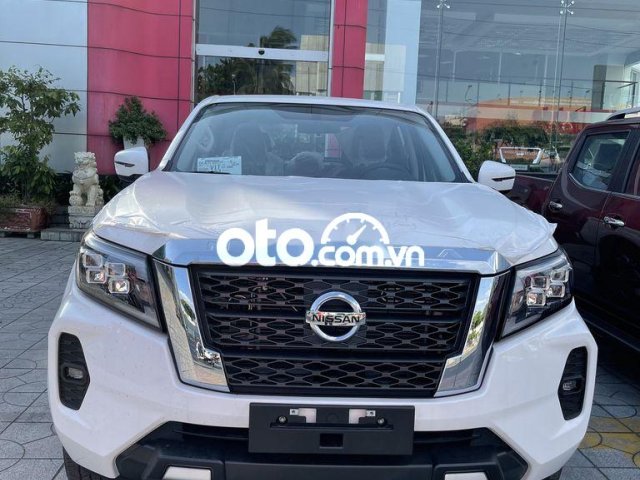 Bán ô tô Nissan Navara VE năm sản xuất 2021, màu trắng, nhập khẩu nguyên chiếc