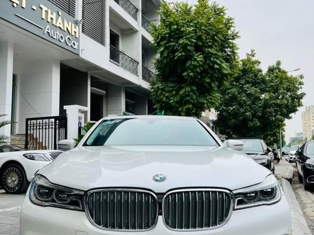 Bán BMW 730Li năm 2015, màu trắng, xe nhập