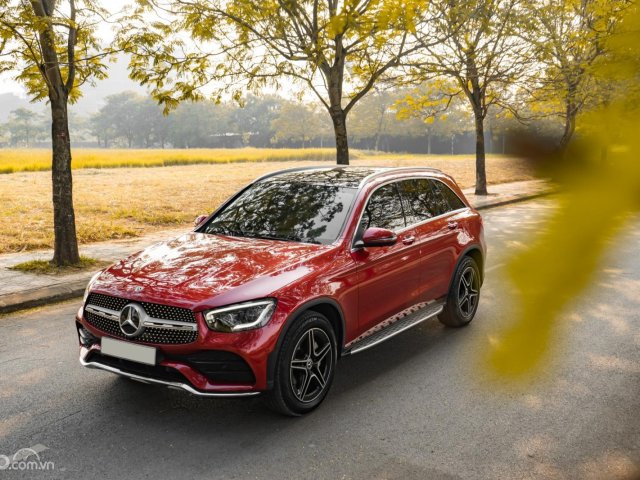 Bán Mercedes GLC300 4MATIC 2019