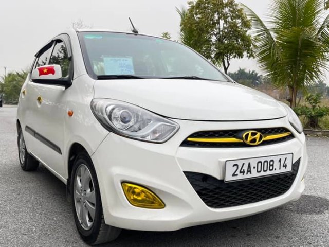 Bán ô tô Hyundai Grand i10 năm sản xuất 2012, màu trắng, xe nhập