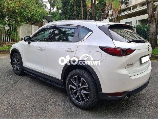 Bán Mazda CX-5 AT năm sản xuất 2017, màu trắng, xe nhập còn mới, giá 620tr