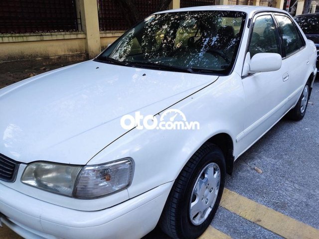 Cần bán xe Toyota Corolla MT năm sản xuất 1997, màu trắng, nhập khẩu nguyên chiếc chính chủ0