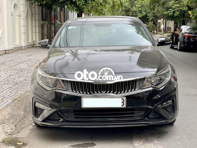 Cần bán Kia Optima 2.0 AT sản xuất năm 2019, màu đen