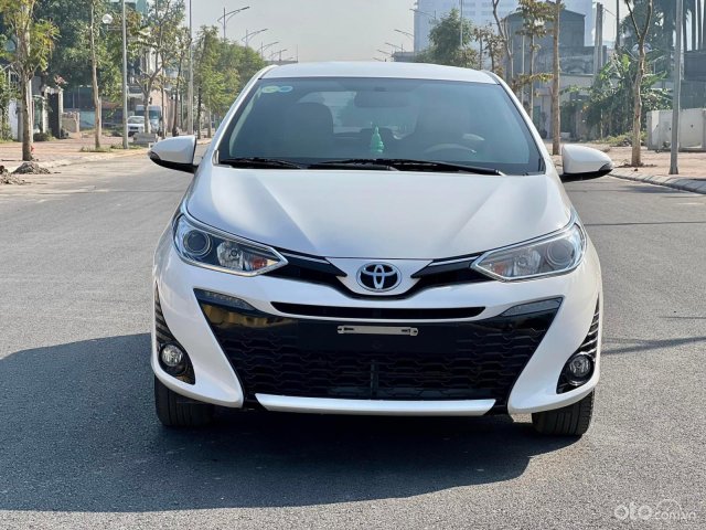 Bán Toyota Yaris AT năm sản xuất 2018, màu trắng, giá chỉ 605 triệu