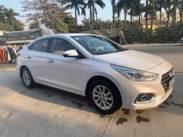 Bán xe Hyundai Accent AT sản xuất năm 2018