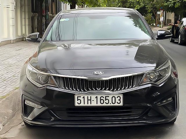 Cần bán gấp Kia Optima 2.0 sản xuất 2019, màu đen, giá 680tr