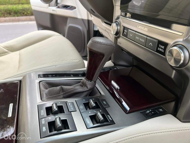 Bán Lexus GX460 AT màu trắng - chủ từ mới - nguyên bản 100% không một lỗi nhỏ - Full option3