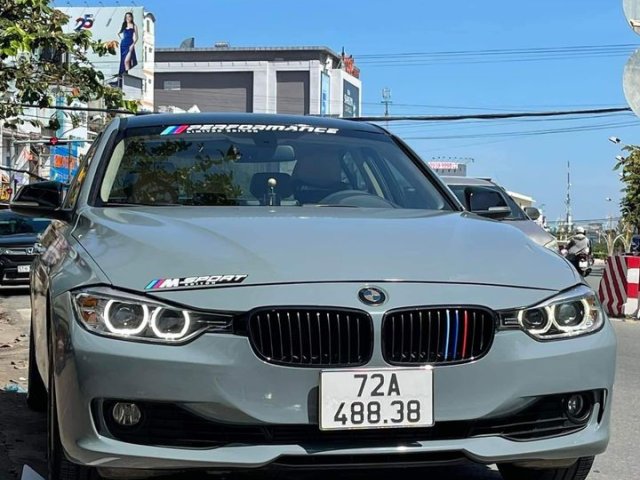 Bán ô tô BMW 320i năm sản xuất 2013, màu xám