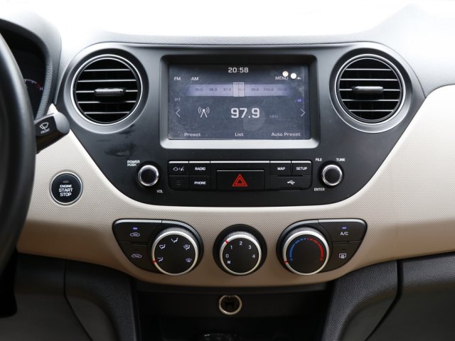 Hyundai Grand i10 1.2MT 2019 bản full, hỗ trợ trả góp10