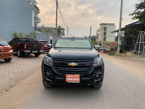 Cần bán gấp Chevrolet Trailblazer LTZ năm 2019, màu đen giá cạnh tranh