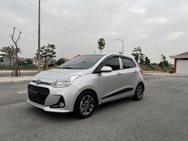 Bán Hyundai Grand i10 1.0MT năm sản xuất 2019, màu bạc số sàn