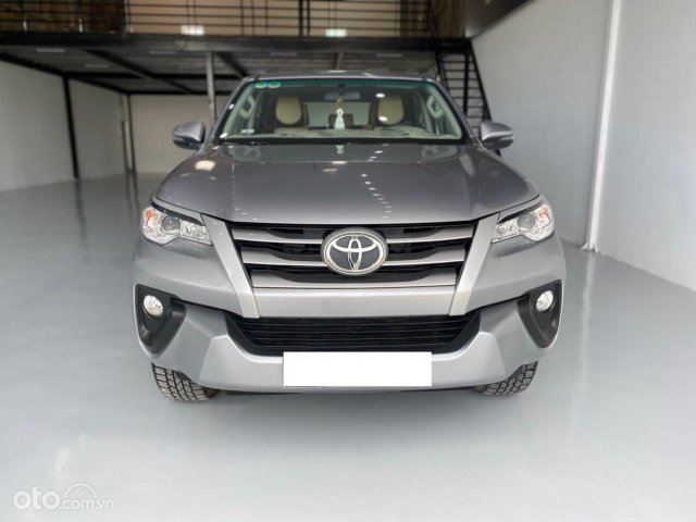 Cần bán xe Toyota Fortuner MTsản xuất 2019 xe gia đình chính chủ, có thương lượng0