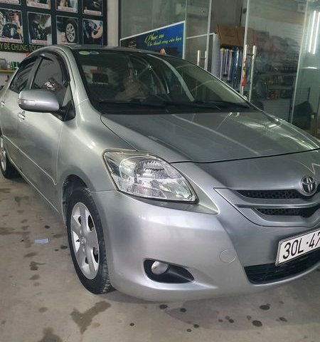 Cần bán lại xe Toyota Vios E sản xuất 2008, màu bạc