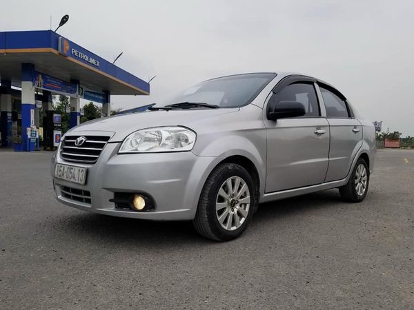 Cần bán lại xe Daewoo Gentra SX năm sản xuất 2008, màu bạc0