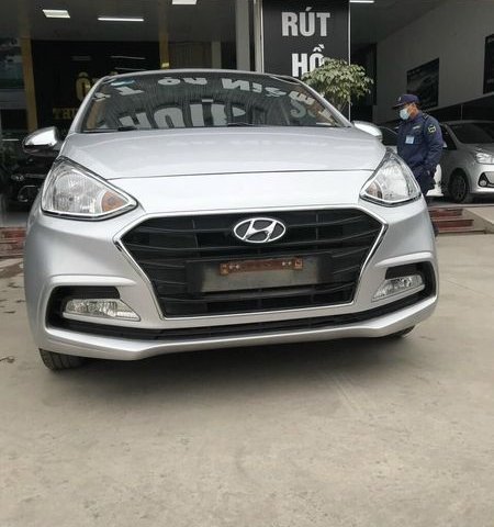 Bán Hyundai Grand i10 1.2MT sản xuất năm 2018, màu bạc số sàn