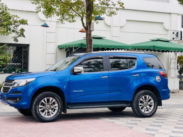 Cần bán Chevrolet Trailblazer LTZ 2.5L VGT 4x4 AT năm sản xuất 2018, màu xanh lam, nhập khẩu Thái