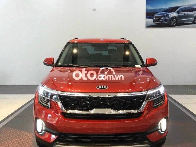 Bán xe Kia Seltos 1.4 Luxury sản xuất 2021, màu đỏ, 694tr