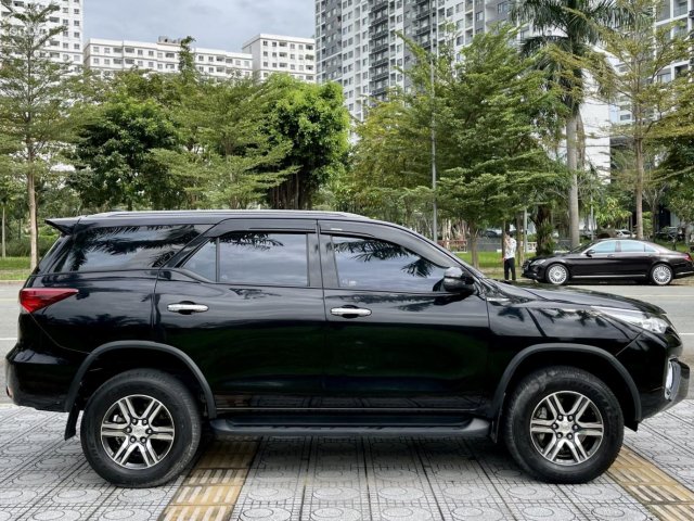 Bán ô tô Toyota Fortuner năm sản xuất 2019, màu đen, số tự động, máy dầu, 1 cầu, giá cạnh tranh1