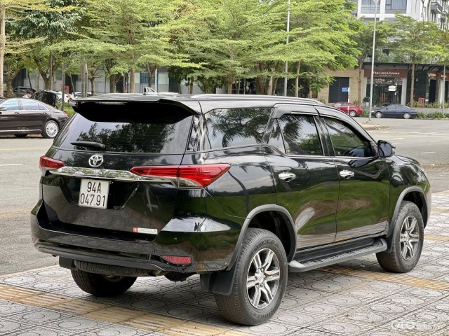 Bán ô tô Toyota Fortuner năm sản xuất 2019, màu đen, số tự động, máy dầu, 1 cầu, giá cạnh tranh2