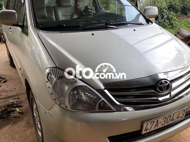 Bán Toyota Innova 2.0G năm 2008, màu bạc