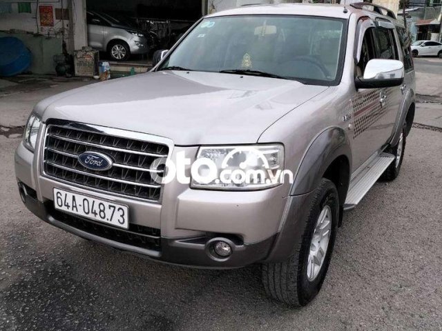 Xe Ford Everest MT năm sản xuất 2008, màu bạc, nhập khẩu nguyên chiếc còn mới, giá chỉ 255 triệu