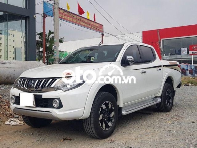 Mua bán Mitsubishi Triton 4x4 AT Mivec 2017 giá 579 triệu - 6356288