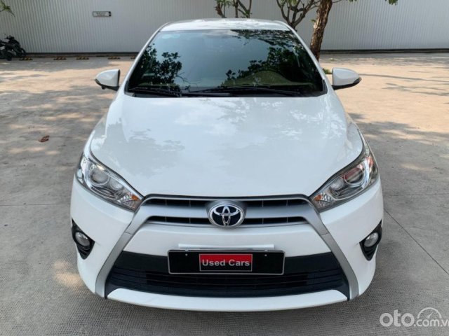 Bán ô tô Toyota Yaris 1.5G sản xuất năm 2017, màu trắng, nhập khẩu