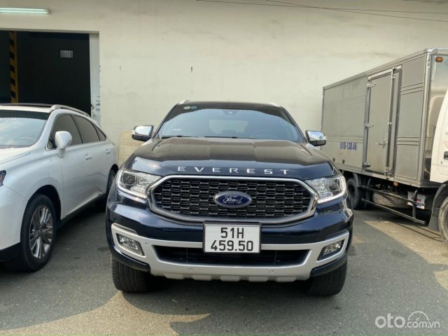 Ford Everest sản xuất 2020 động cơ 2.0L BiTurbo máy dầu 02 cầu bản Titanium nhập Thái