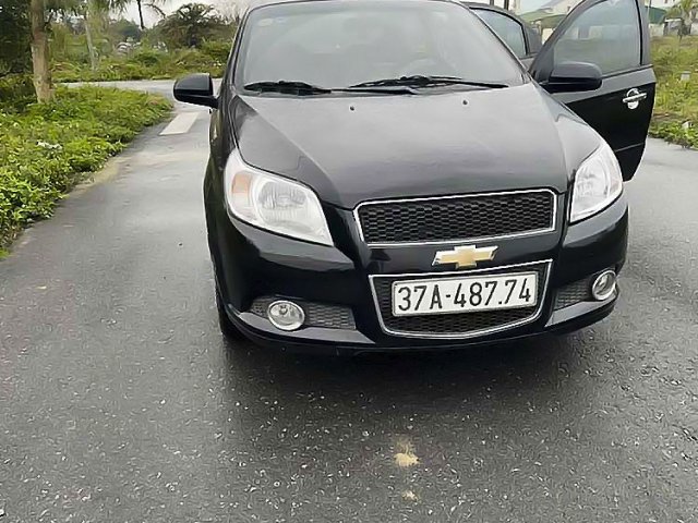 Bán xe Chevrolet Aveo LTZ 1.4 AT năm sản xuất 2018, màu đen, 305tr