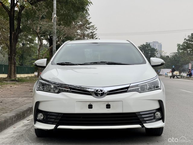 Toyota Corolla Altis 1.8G CVT sản xuất 20180