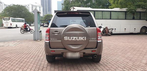 Bán Suzuki Vitara 2.0L AT 4x4 sản xuất năm 2015, nhập khẩu Nhật Bản2