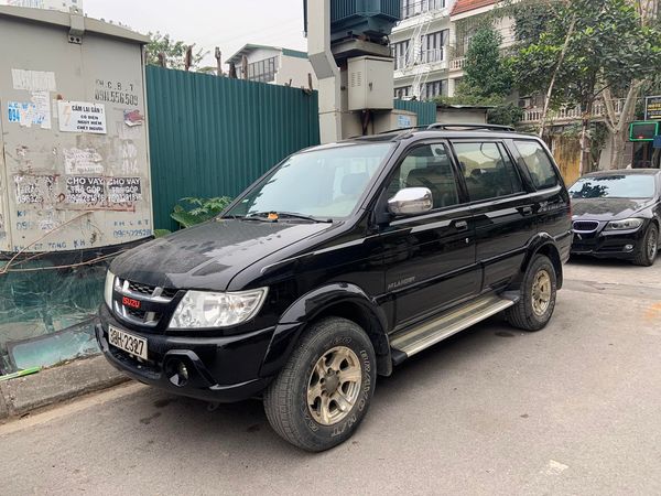 Bán xe Isuzu Hi Lander năm sản xuất 2006, màu đen 