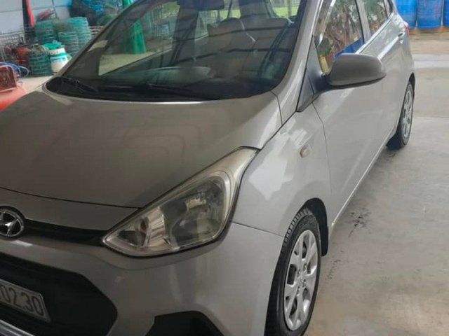 Bán Hyundai Grand i10 1.0 MT năm sản xuất 2014, màu bạc, nhập khẩu nguyên chiếc