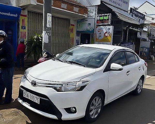 Bán Toyota Vios 1.5E MT năm 2016, màu trắng xe gia đình, giá chỉ 360 triệu