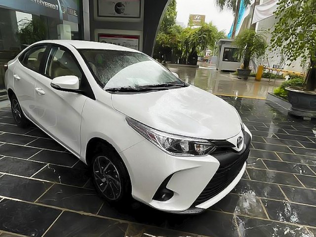 Bán Toyota Vios 1.5E CVT năm 2022, màu trắng0